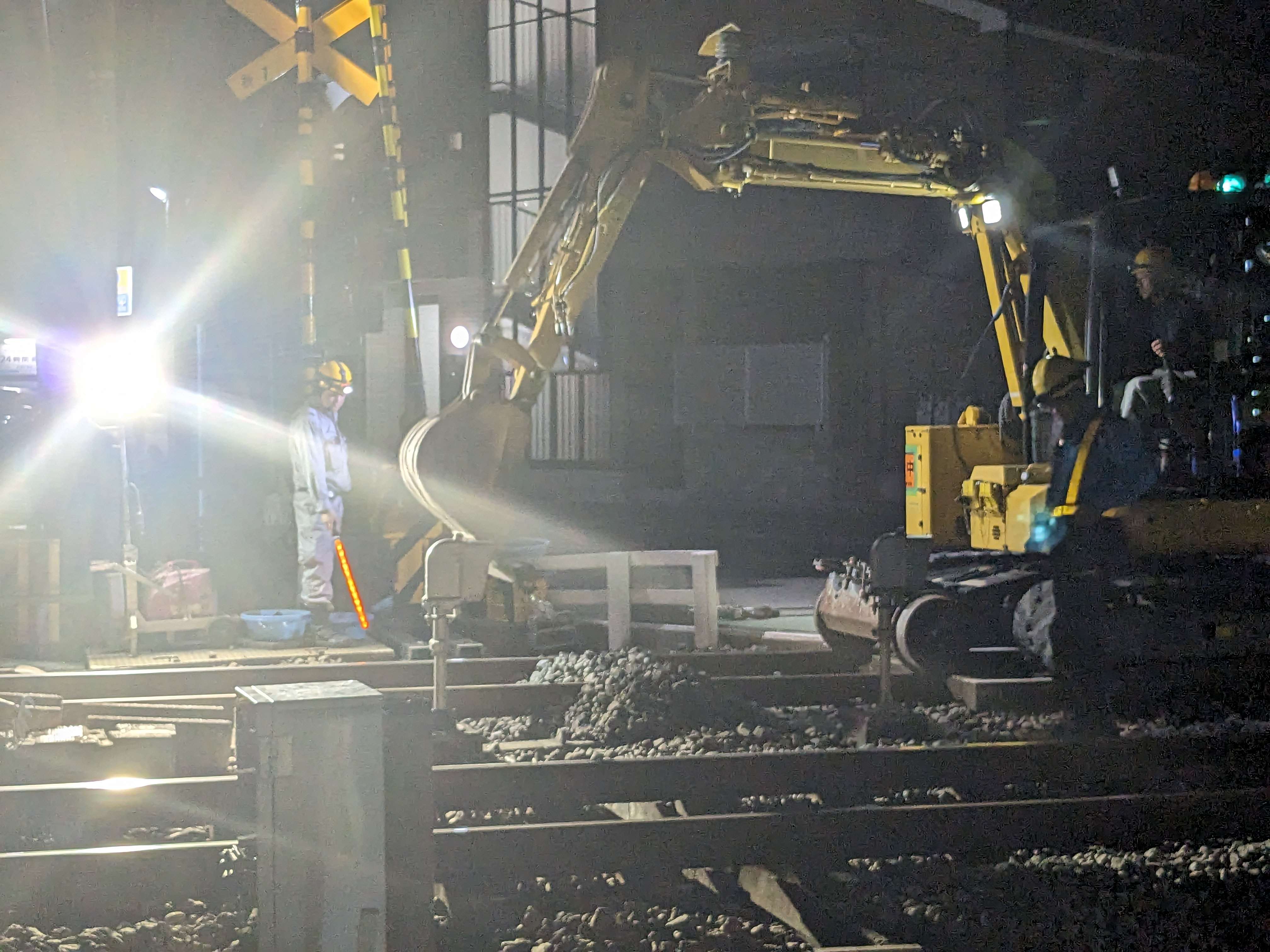 夜間工事の様子